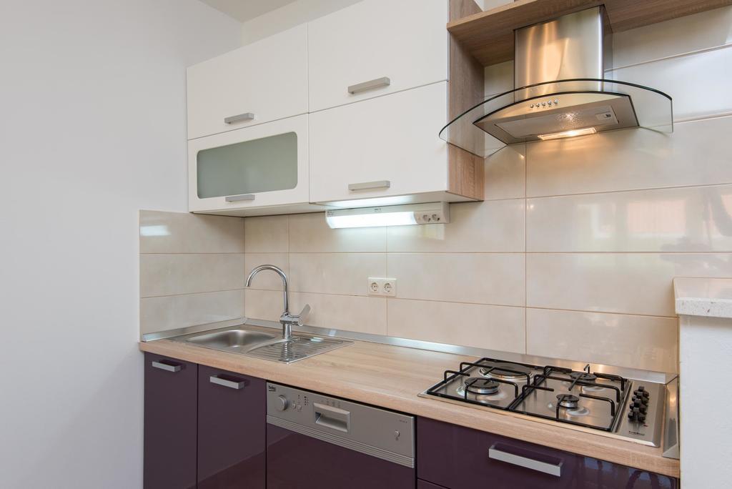 House Fidulic - Apartment The Lavender Lumbarda Zewnętrze zdjęcie
